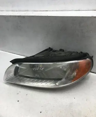 Volvo V70 Headlight/headlamp 1090025