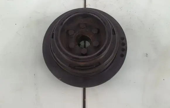 BMW 5 E39 Crankshaft pulley 11232246510