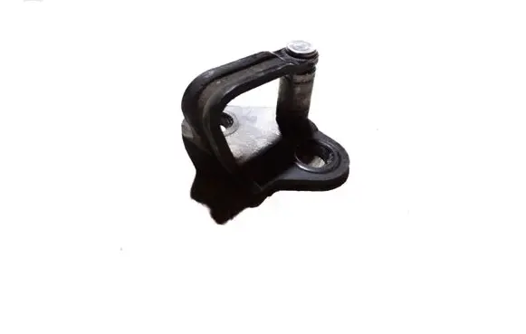 Volkswagen Transporter - Caravelle T4 Front door lock loop/hook striker 7D0837767