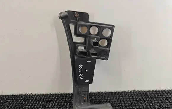 Citroen C4 I Picasso Front bumper mounting bracket 9654195980 18C0490010