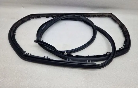 Audi A6 S6 C6 4F Rubber seal front door (on door) 4F0831345A