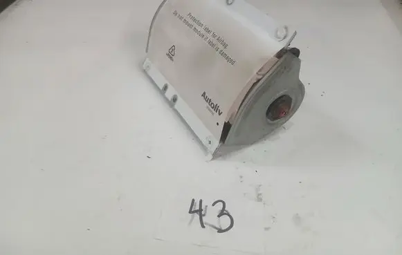 Volvo XC90 Passenger airbag 8623233