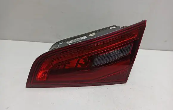 Audi A3 S3 8V Tailgate rear/tail lights 8V4945094A