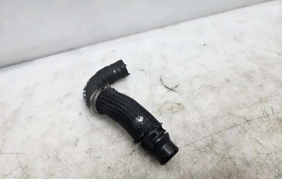 Volvo S60 Engine coolant pipe/hose