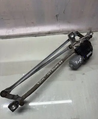 Volvo V60 Front wiper linkage and motor 30753494