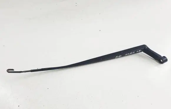 Toyota Auris 150 Front wiper blade arm
