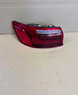 Audi A4 S4 B9 8W Rear/tail lights