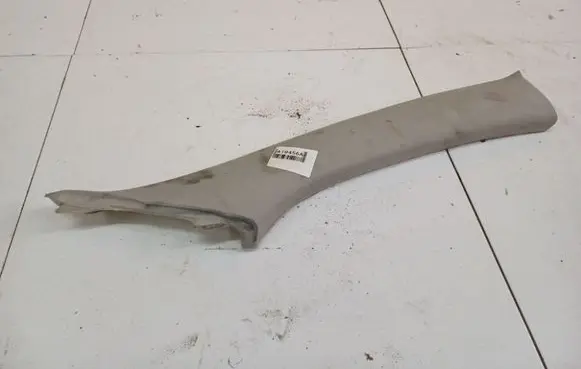 Toyota Avensis T250 (C) pillar trim 6221105020