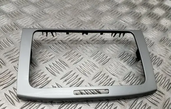 Volkswagen PASSAT B6 Radio/GPS head unit trim 3C0858069M