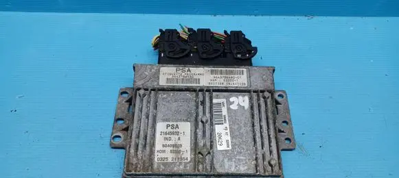 Citroen Xsara Picasso Engine control unit/module 9643786580 9643786680 S20001