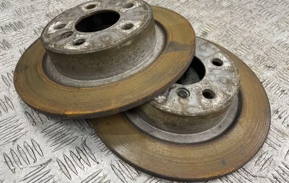 BMW 2 F45 Rear brake disc