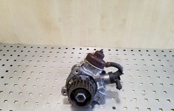 Fuel injection high pressure pump