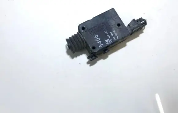 Opel Astra G Central locking motor 90460062