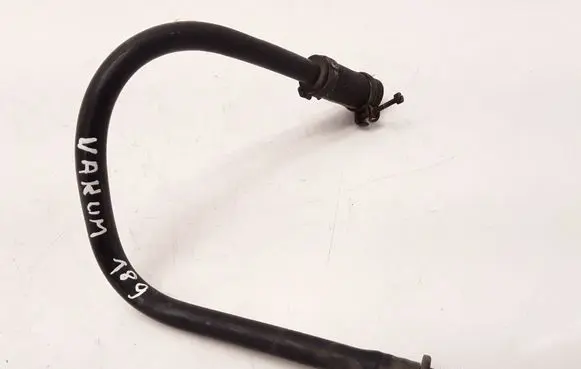 Volkswagen PASSAT B2 Vacuum line/pipe/hose