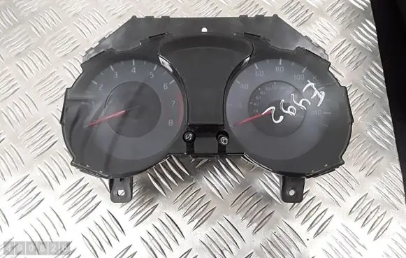 Nissan Juke I F15 Speedometer (instrument cluster) 1kk0b