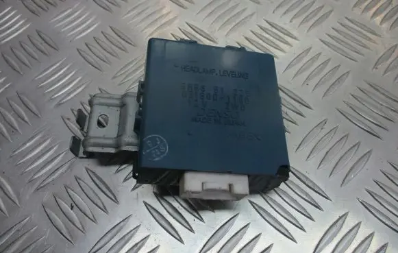 Mazda 3 I Other devices 031800-1180