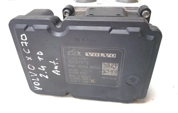 Volvo XC70 ABS Pump 30681619