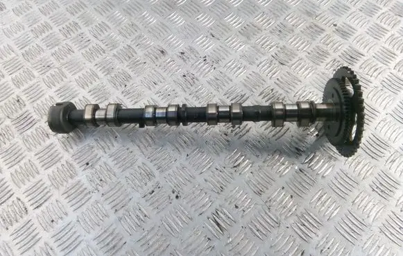 Toyota Avensis T270 Camshaft 1350226010