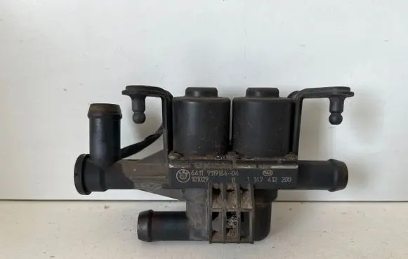BMW 5 F10 F11 Coolant heater control valve 1147412200 101029 9119164