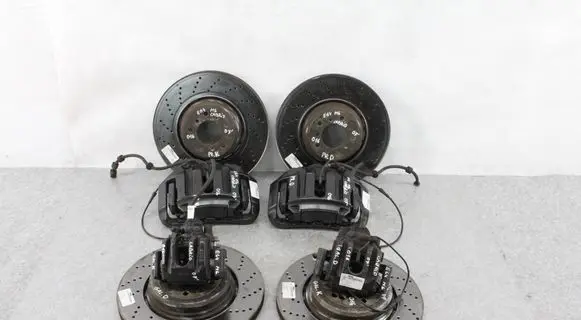 BMW M6 Brake discs and calipers set 2282805 2282806 2282807