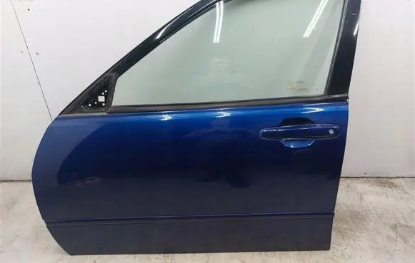Lexus IS 200-300 Front door 