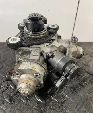 Volvo XC60 Fuel injection high pressure pump 0445010618 31272896 100306