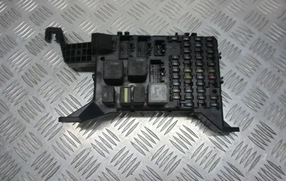 Ford Mondeo Mk III Fuse box set 1S7T14A073AE