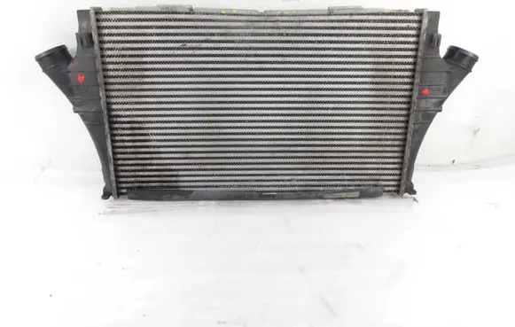 Opel Vectra C Intercooler radiator 13183783
