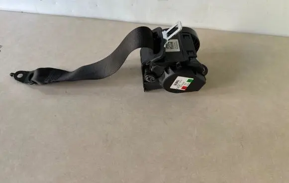 BMW 6 G32 Gran Turismo Rear seatbelt 632157000f