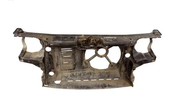 Volkswagen Golf III Radiator support slam panel 191010029M