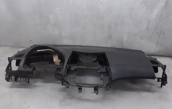 Mitsubishi Grandis Dashboard