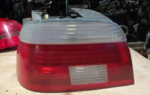 BMW 5 E39 Rear/tail lights 6902527 6902527l