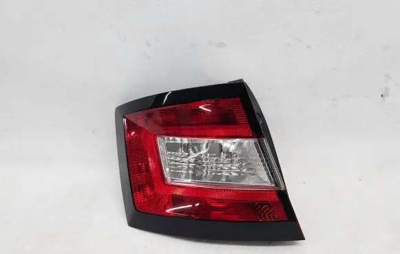 Skoda Fabia Mk3 (NJ) Rear/tail lights 6V6945095