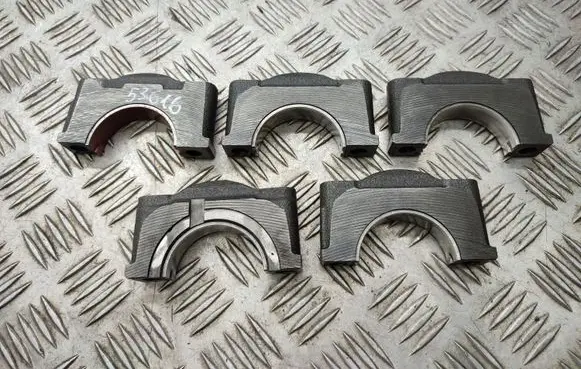 Volkswagen Golf VII Crankshaft Holder 