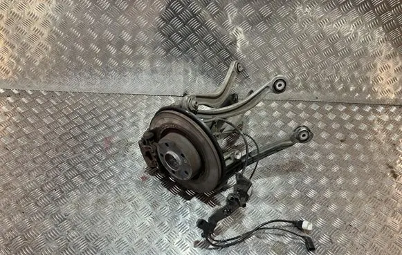 Mercedes-Benz C W205 Stub axle TM26573