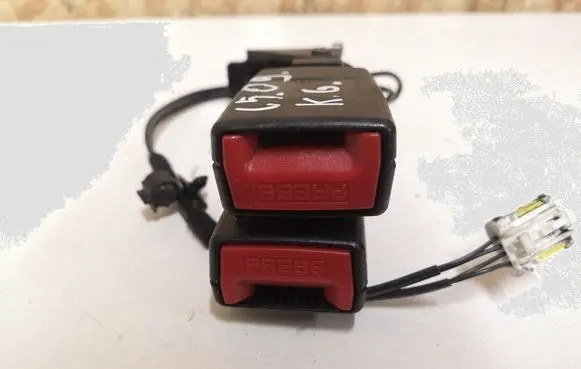Citroen C5 Rear seatbelt buckle 96561757XT