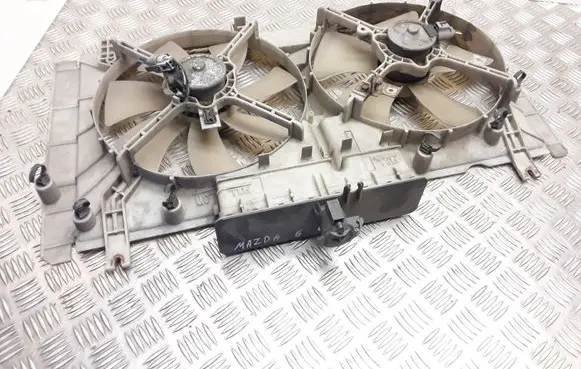 Mazda 6 Radiator cooling fan shroud
