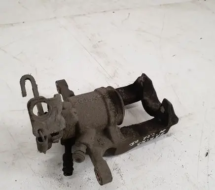 Opel Zafira C Rear brake caliper 13417967