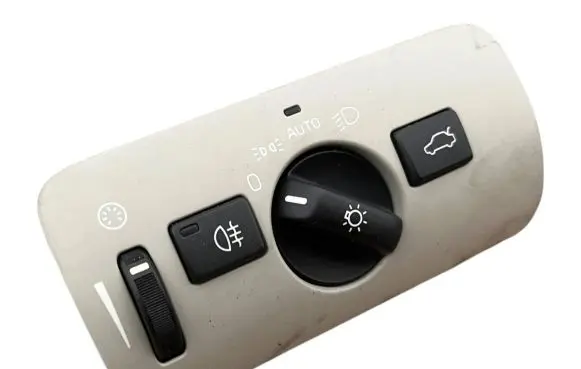 Volvo V40 Light switch 30739426 10092206