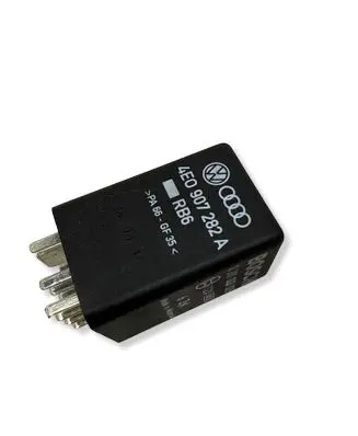 Audi A6 S6 C6 4F Glow plug pre-heat relay 4E0907282A PA66GF35 060818