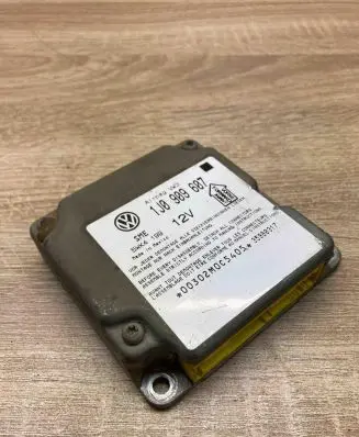 Volkswagen PASSAT B5 Airbag control unit/module 1J0909607 5WK4199
