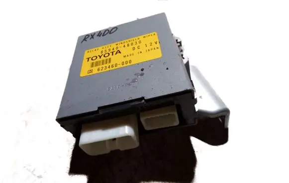 Lexus RX 330 - 350 - 400H Window wiper relay 8594048020