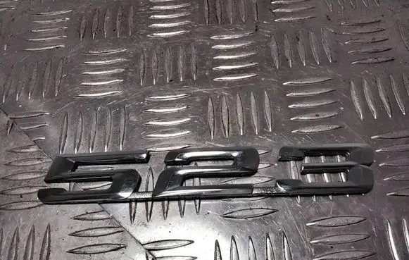 BMW 5 E39 Manufacturers badge/model letters 8193199 5114bmw8193199 5114BMW