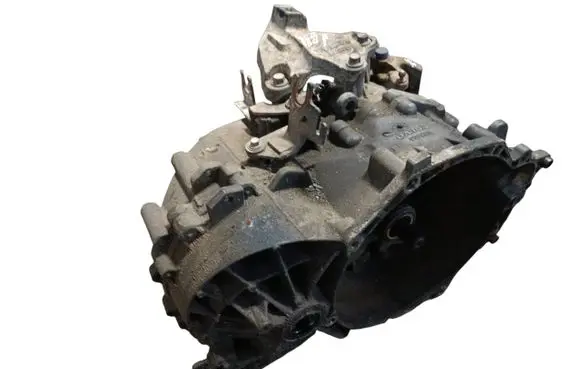 Volvo V50 Manual 5 speed gearbox 1023868