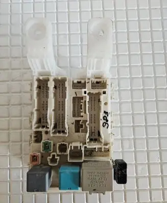 Toyota Prius (XW20) Power management control unit 8273047300 6C140902
