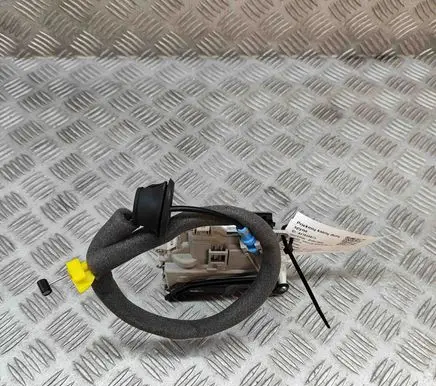 Audi Q3 8U Coupe door lock (next to the handle) 8J2837015E