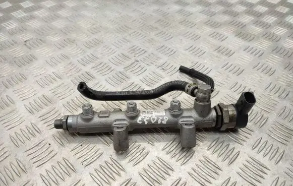 Fuel main line pipe