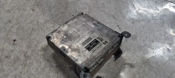 Toyota Corolla Verso E121 Engine control unit/module 8966113060 1758005211