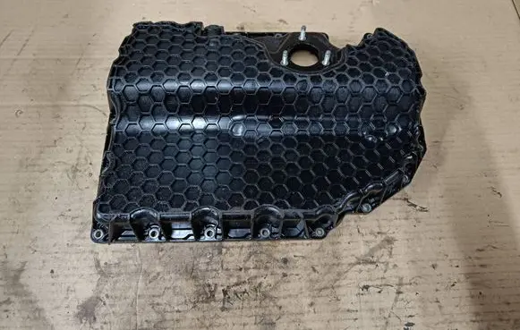 Audi Q5 SQ5 Oil sump 06K103598AC