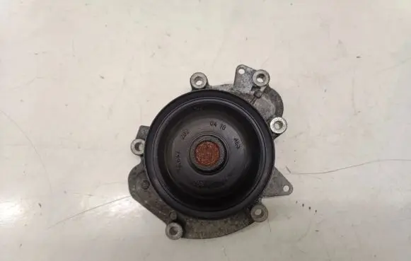 Mercedes-Benz GL X164 Water pump A6422020410